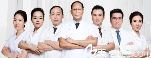 雅芳亚医生团队保驾护航 雅芳亚医生团队保驾护航