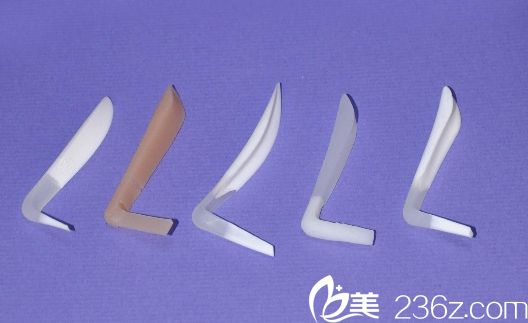 硅胶隆鼻 硅胶和膨体哪个隆鼻好 硅胶隆鼻 硅胶和膨体哪个隆鼻好