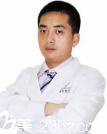 闫侯旺医生照片 闫侯旺医生照片