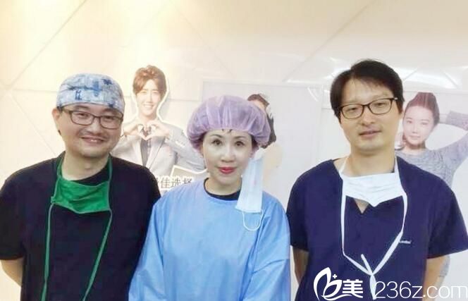 袁宝玉院长2014年11月赴韩研修精微整形与抗衰技术