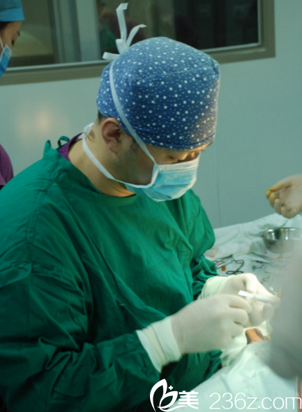 隆鼻大王高山隆鼻手术过程图 隆鼻大王高山隆鼻手术过程图