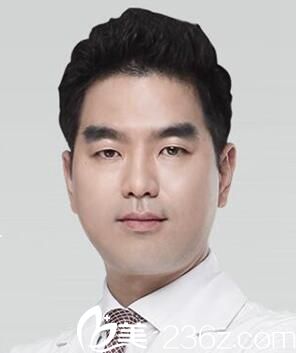 韩国iWell爱我整形外科医院吴宰阭