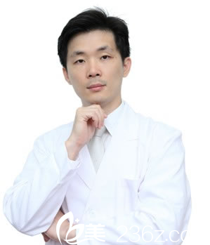 金荣俊 韩国FACE-LINE整形外科医院整形医生