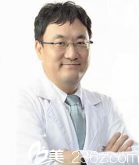 韩国SHE’S整形外科医院金敬昊