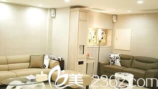 韩国yes整形外科医院休息室 韩国yes整形外科医院休息室