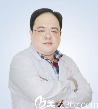 欧菲整形口腔科医生李博 欧菲整形口腔科医生李博