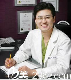 La Foret整形外科李院长 La Foret整形外科李院长