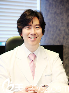 狎鸥亭YK整形外科金勇圭院长 狎鸥亭YK整形外科金勇圭院长