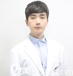 韩国缪慈整形医院白承源