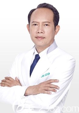 黎冻 南宁爱思特整形医院院长