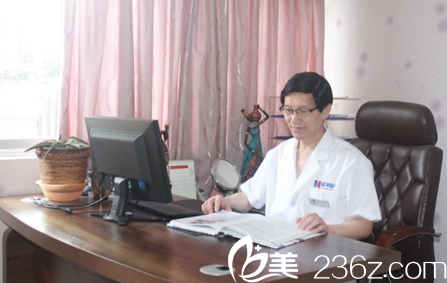 成都星美宝岛整形美容科主任杨<!--<i data=20240703-sp></i>-->