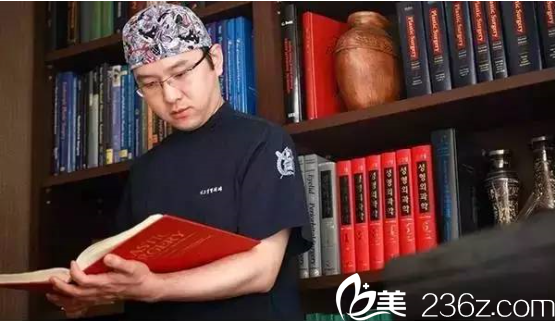 丽德整形医院林柱焕院长