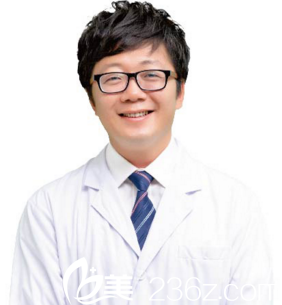 大连艾加艾医疗美容医院院长丑维斌 大连艾加艾医疗美容医院院长丑维斌