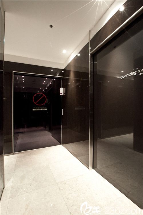 韩国碧夏整形医院走廊