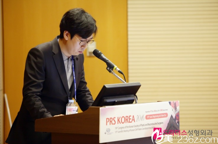 李相錀代表院长演讲 李相錀代表院长演讲