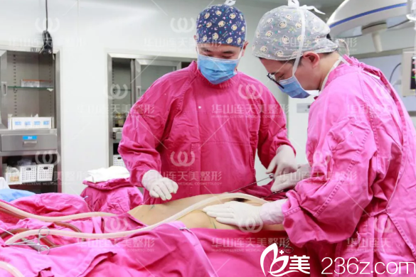 杭州连天美吸脂手术过程