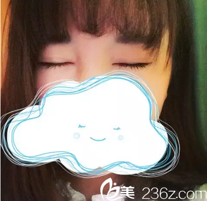 双眼皮术后一个月闭眼恢复情况 双眼皮术后一个月闭眼恢复情况