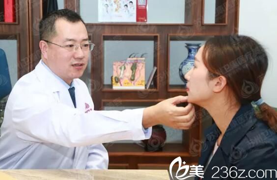 林广兴院长术前面诊