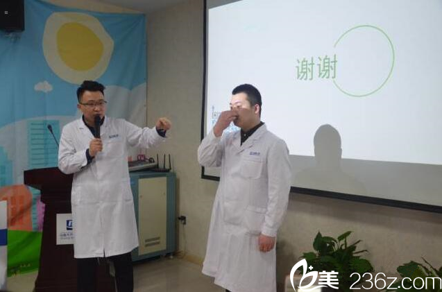 亲临分享口腔正畸手术经验