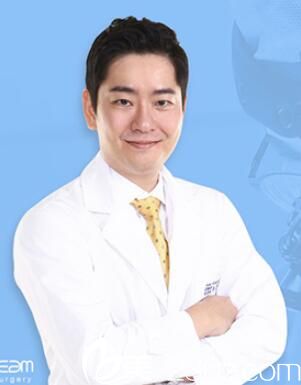 韩国Dr.朵整形外科医院李诚桓