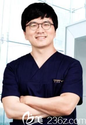 韩国SMPS(SM)整形外科医院李武永