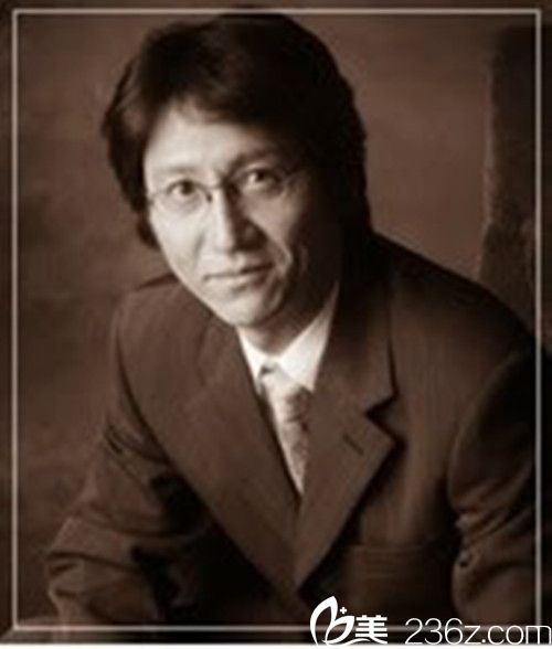韩国LUX整形外科医院院长Kang Min Jun 韩国LUX整形外科医院院长Kang Min Jun