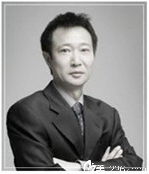 韩国LUX整形外科医院院长Ryu Jung Ha 韩国LUX整形外科医院院长Ryu Jung Ha