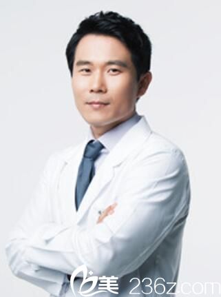 韩国丽颖整形外科安相泰 韩国丽颖整形外科安相泰