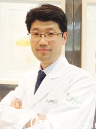 韩国丽颖整形外科崔峻榮