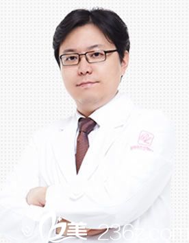 朴智勋院长 朴智勋院长