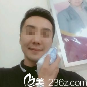 医生要求冰敷 医生要求冰敷