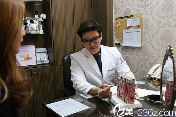 李承宰院长面诊 李承宰院长面诊