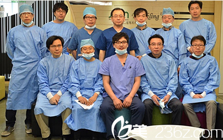 整形研讨会全员合影 整形研讨会全员合影