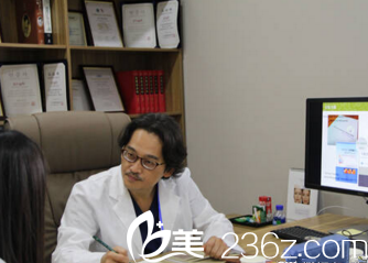 郑载用院长面诊