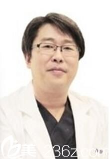 韩国AJ整形外科李秉烈