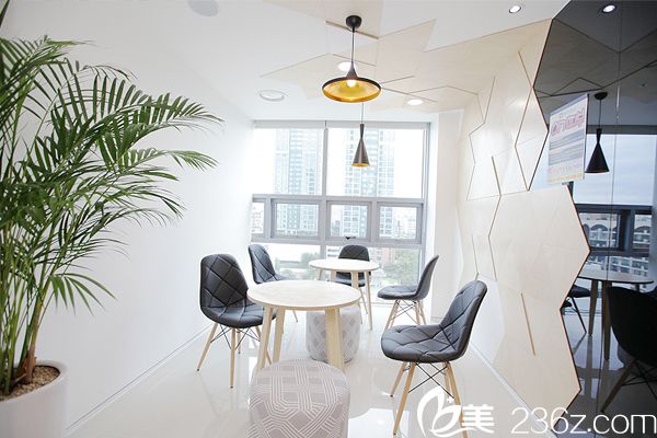 韩国多美美容整形医院等候区