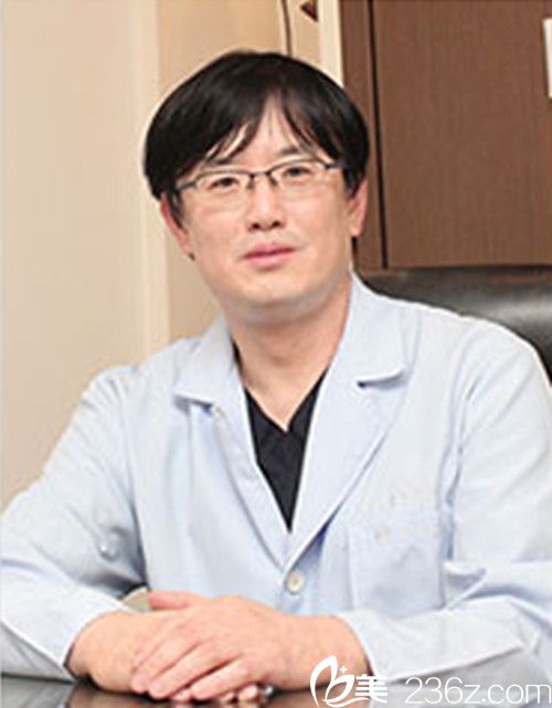 韩国亚韩整形医院医生禹泓瑞 韩国亚韩整形医院医生禹泓瑞