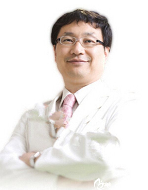 韩国首尔新沙S&U皮肤科代表院长张丞镐 韩国首尔新沙S&U皮肤科代表院长张丞镐