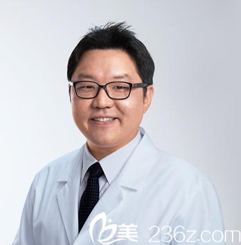 韩国德嘉整形外科医院金院长 韩国德嘉整形外科医院金院长