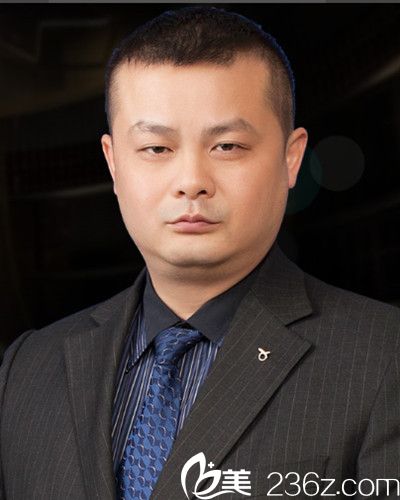 高伟 南宁爱思特口腔颌面整形医生 高伟 南宁爱思特口腔颌面整形医生