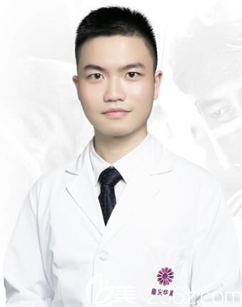 重庆华美整形美容医院刘圆