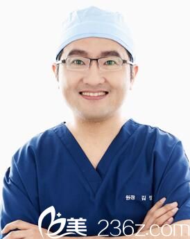 韩国黄金比整形外科金明国