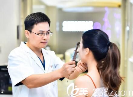 鼻整形术前面诊 鼻整形术前面诊