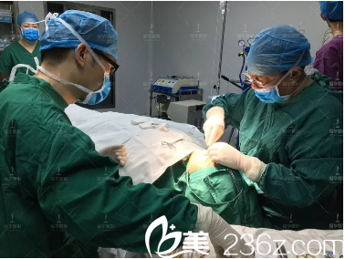 深圳福华医院王天成隆鼻植入假体过程图