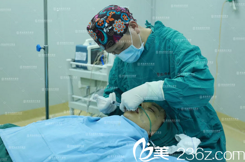 自体脂肪面部填充手术过程图 自体脂肪面部填充手术过程图