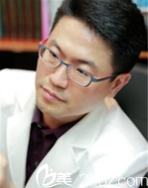 韩国JSTAR整形医院郑宰学 韩国JSTAR整形医院郑宰学