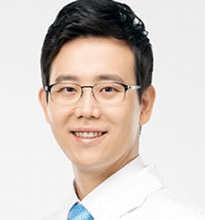 韩国娜娜整形外科医院院长