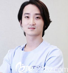 韩国YNT整形外科医生林兑根 韩国YNT整形外科医生林兑根