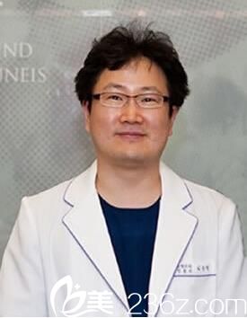 韩国清潭JUNEIS整形外科医院院长Choi Jun Young