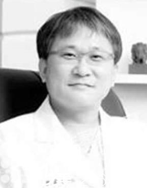 韩国OK整形外科医院林洪哲